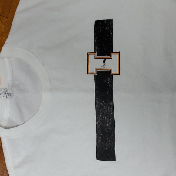 IOWA Shirt size  Xl - Picture 1 of 5